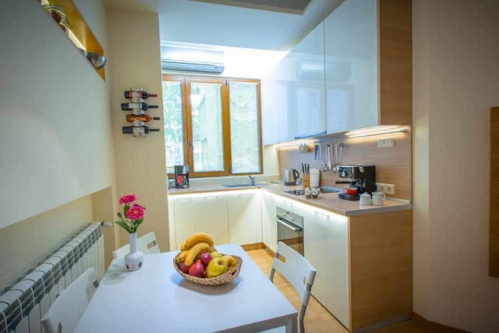 High Tech - Luxurious Apartment Sofia Exterior photo