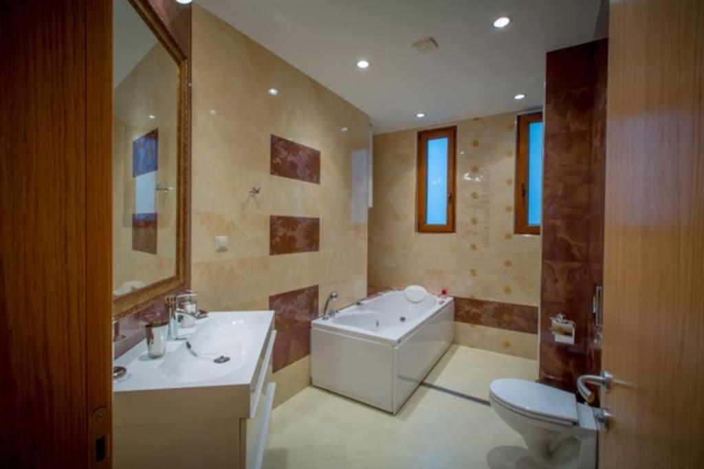 High Tech - Luxurious Apartment Sofia Exterior photo