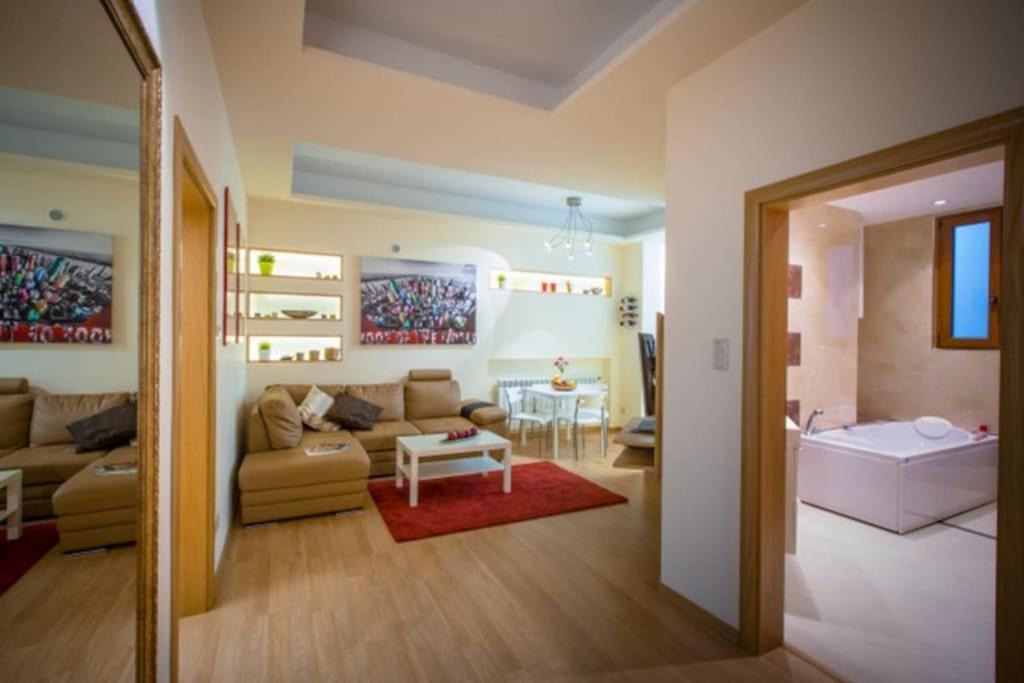 High Tech - Luxurious Apartment Sofia Exterior photo