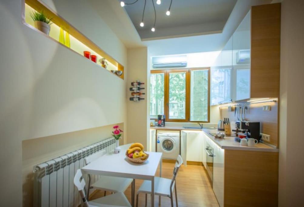 High Tech - Luxurious Apartment Sofia Exterior photo